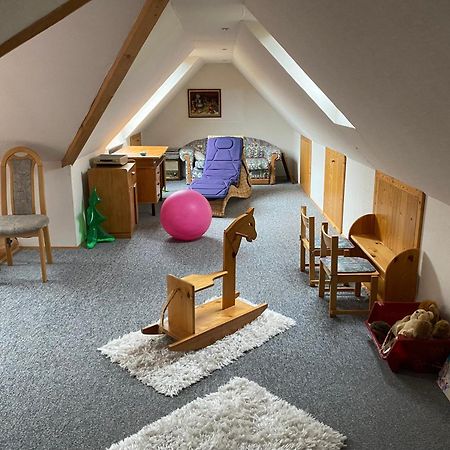 Ferienwohnung Unter dem Schild Oberfell Exterior foto
