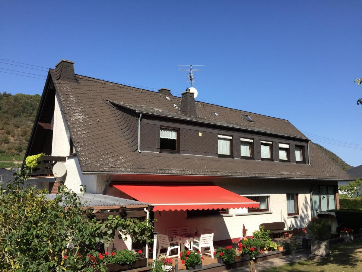 Ferienwohnung Unter dem Schild Oberfell Exterior foto