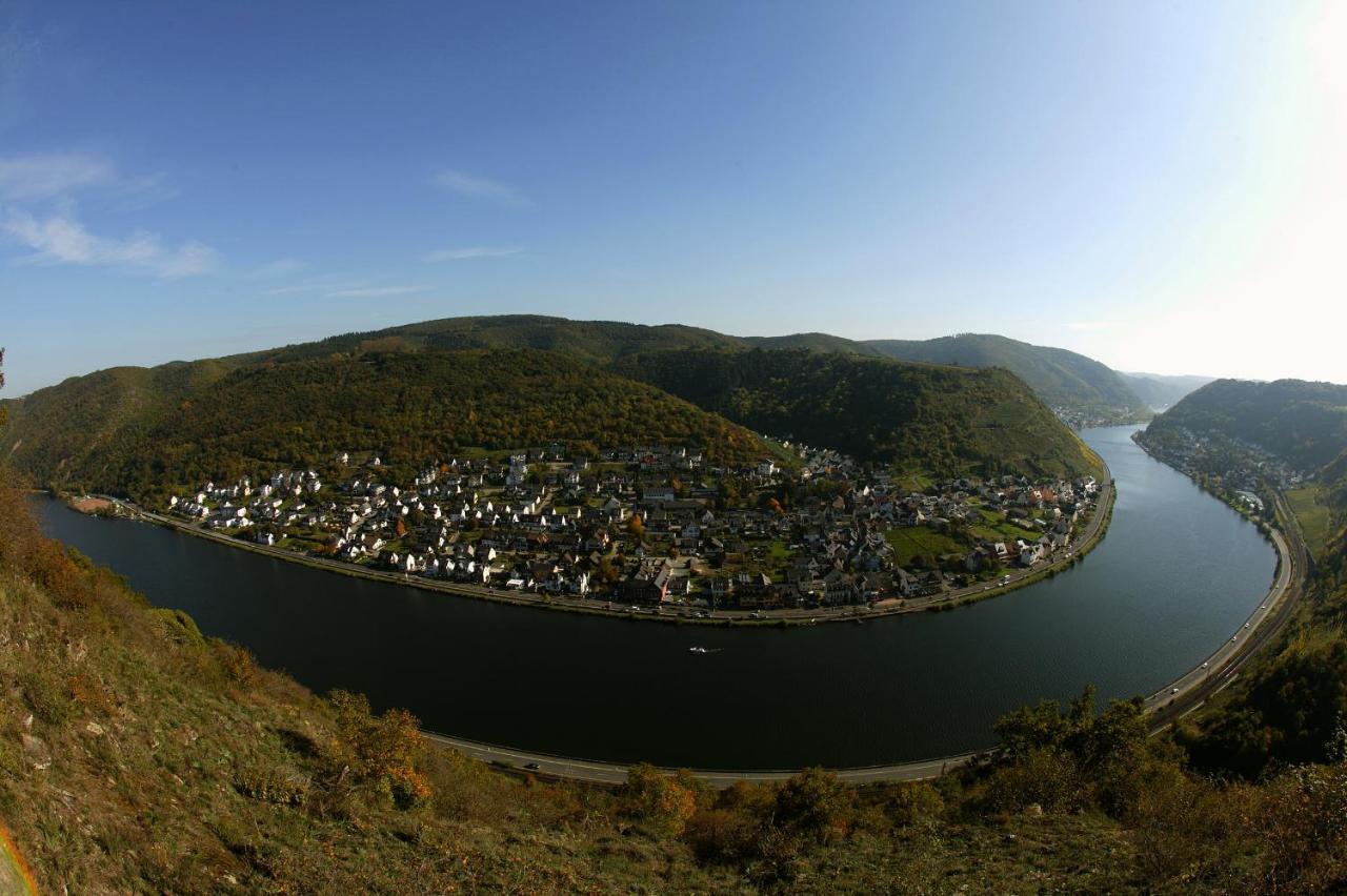 Ferienwohnung Unter dem Schild Oberfell Exterior foto